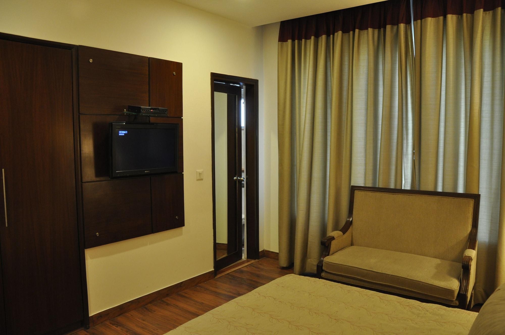 Hotel Amara New Delhi
