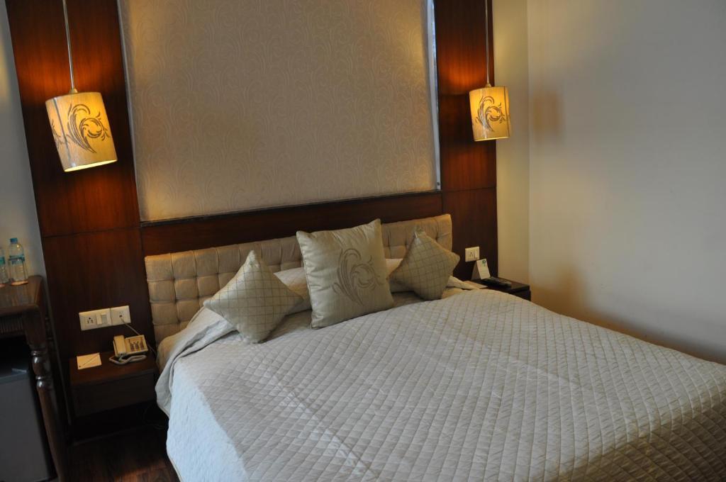 Hotel Amara New Delhi